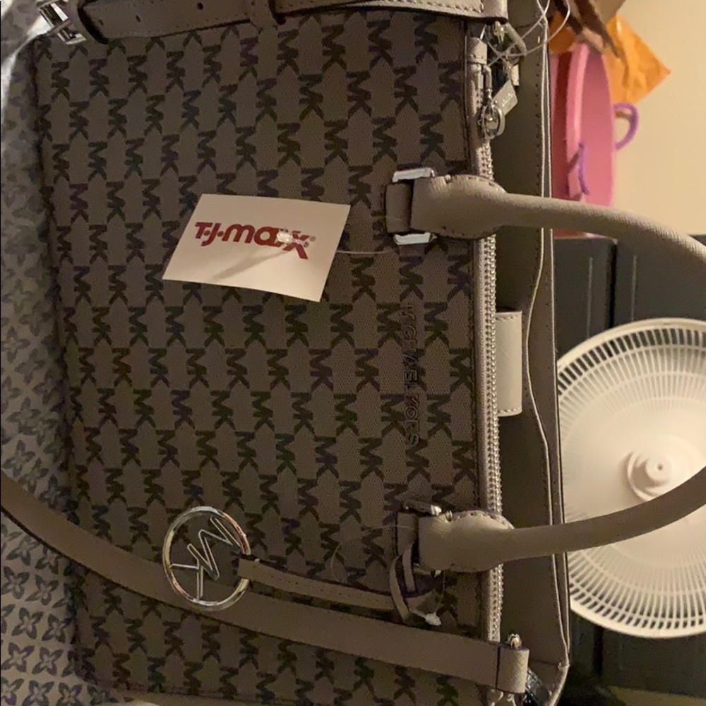 Michael Kors satchel